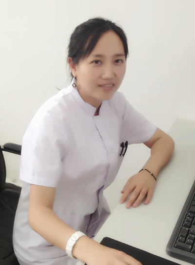 李雯